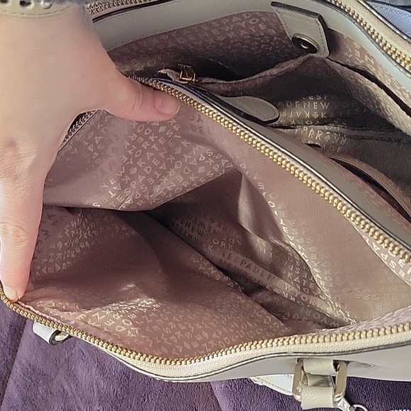 🔴SOLD🔴 Kate Spade Tote - Picture 10 of 11